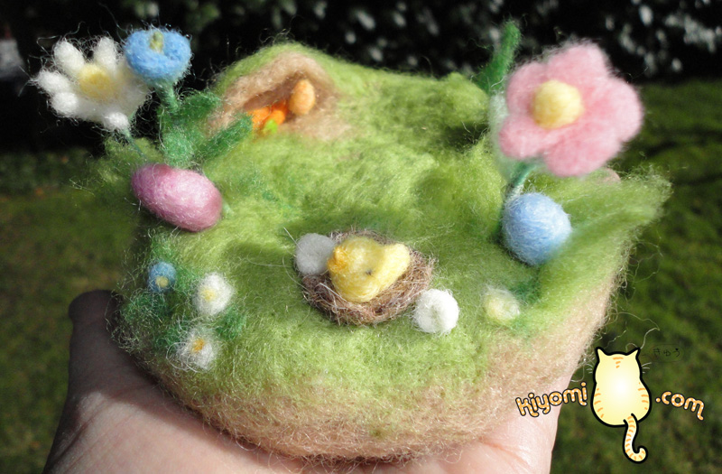 Felting for Easter, Honey Bunny meets Cheery Chick